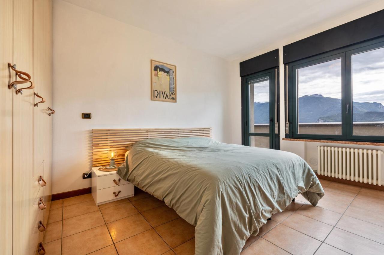 شقة La Terrazza Di Vincent Sul Garda ريفا ديل غاردا المظهر الخارجي الصورة